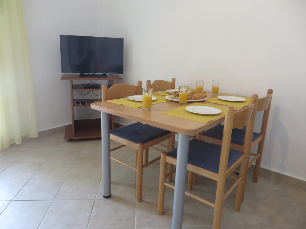 Apartments Luka Pakoštane Rom bilde